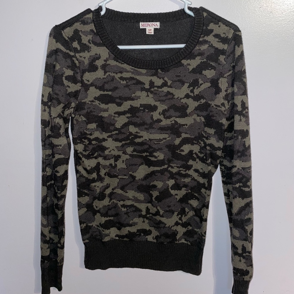 Merona camouflage sweater